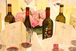 喜報(bào)丨樓蘭深根葡萄酒受到世界頂級(jí)大師聯(lián)名推薦,榮獲多項(xiàng)殊榮